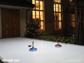 glice-eisstock-mini-curling-track-in-hotel-glockenhof-3_23224669169_o-1024x768.jpg